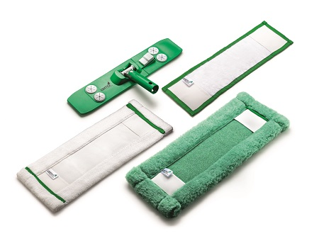 CLEANING KIT FOR FLOORS